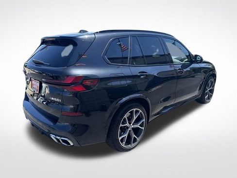 Used 2024 BMW X5 M60i AWD/4WD image 3