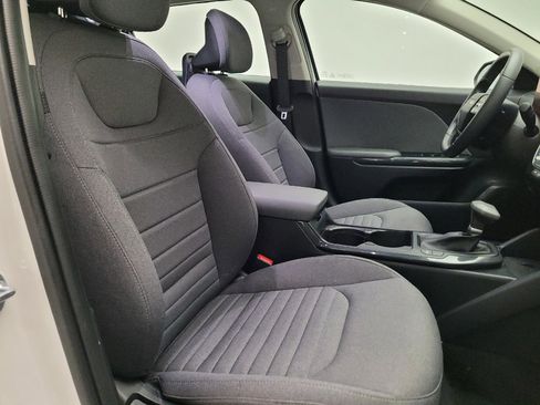 Used 2025 Kia K4 EX FWD image 21