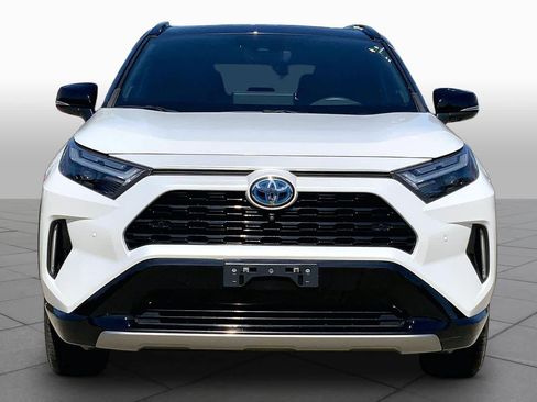 Used 2023 Toyota RAV4 XSE AWD/4WD image 4