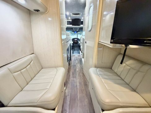 Used 2012 Mercedes-Benz Sprinter 3500 image 75
