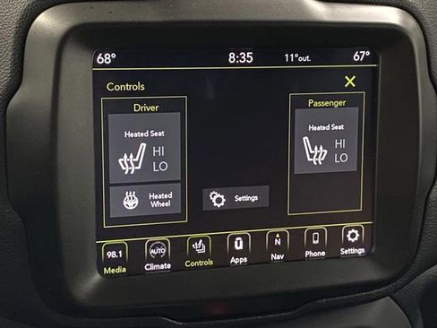 Used 2022 Jeep Renegade Trailhawk w/ Trailer Tow Group image 7