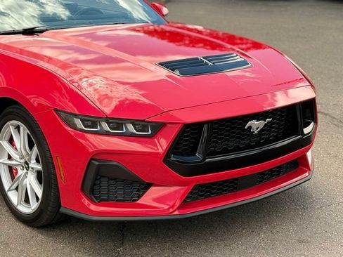 Used 2025 Ford Mustang GT Premium RWD image 39