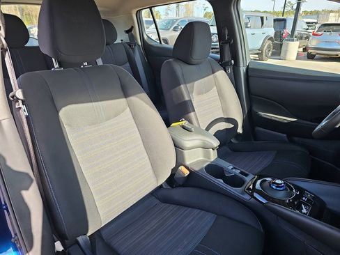 Used 2023 Nissan Leaf SV Plus image 10