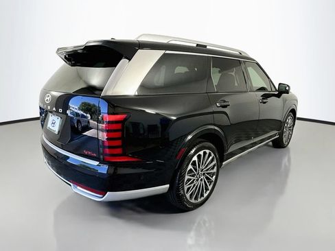 New 2026 Hyundai Palisade Calligraphy FWD image 5