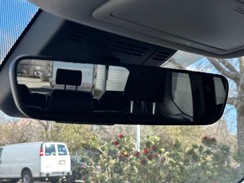 Used 2026 Toyota Grand Highlander XLE image 25