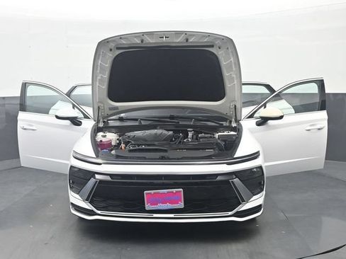 Used 2025 Hyundai Sonata SEL FWD image 36