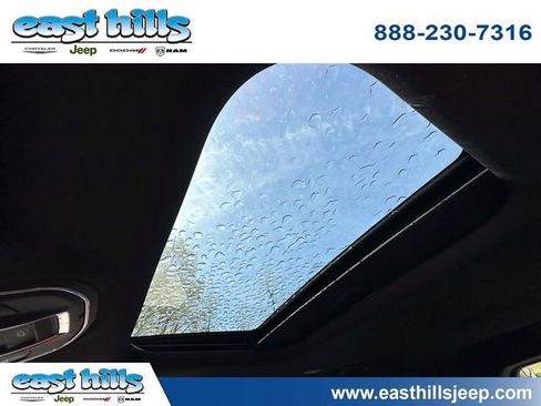 Used 2023 Jeep Grand Cherokee L Laredo AWD/4WD image 32