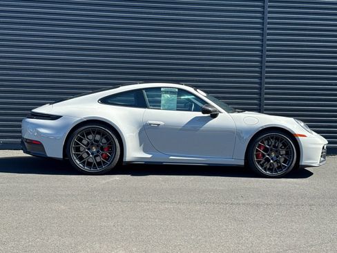 Used 2025 Porsche 911 Carrera S RWD image 9