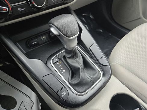 Certified 2023 Kia Soul LX image 14