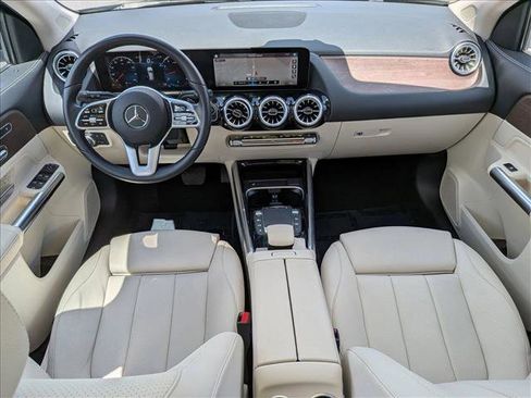 Certified 2022 Mercedes-Benz GLA 250 image 19