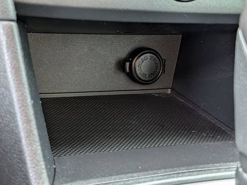 Used 2018 Subaru Crosstrek 2.0i Limited AWD/4WD image 17