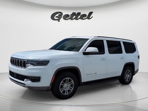 Used 2022 Jeep Wagoneer Series I w/ Convenience Group I image 1