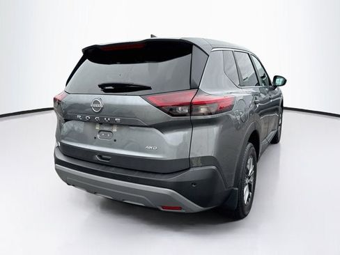 Used 2023 Nissan Rogue S AWD/4WD image 5
