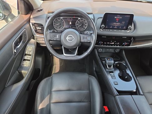 Used 2021 Nissan Rogue SL FWD image 13