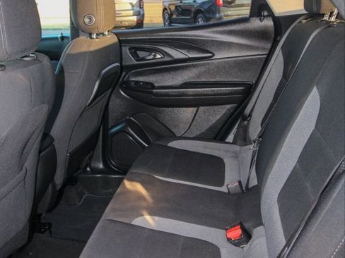 Used 2025 Chevrolet TrailBlazer LT image 8