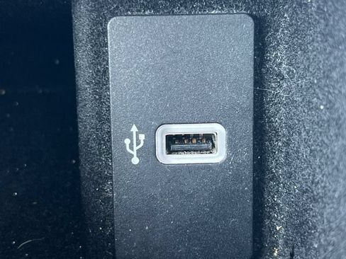 Used 2017 Lincoln MKX Reserve FWD image 30