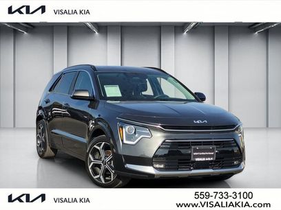 Used 2025 Kia Niro EX Touring