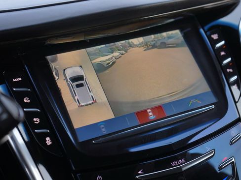 Used 2017 Cadillac Escalade Platinum AWD/4WD image 25