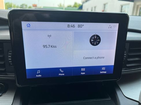Used 2020 Ford Explorer XLT w/ Comfort Package AWD/4WD image 9
