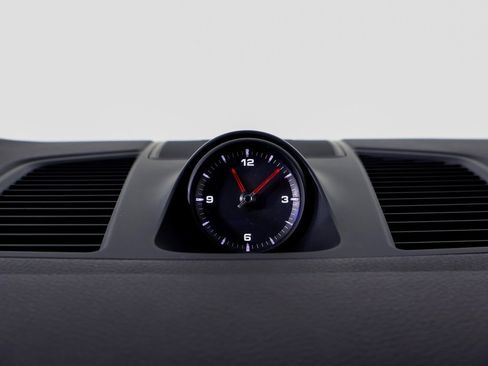 Certified 2022 Porsche Cayenne image 14