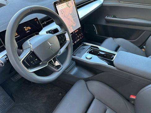 New 2025 Polestar Polestar 3 image 13