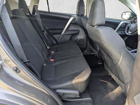 Used 2013 Toyota RAV4 XLE FWD image 18