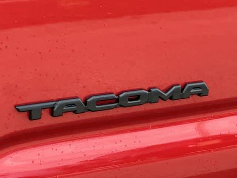 Used 2023 Toyota Tacoma TRD Off-Road w/ Technology Package image 17