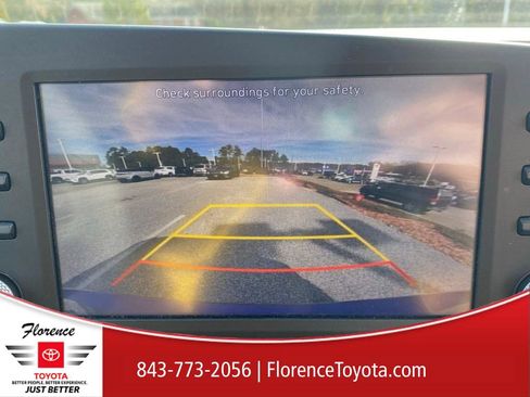 Used 2023 Hyundai Elantra SEL image 28