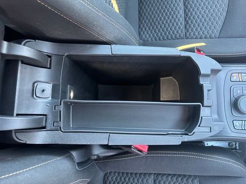 Used 2020 GMC Terrain SLE w/ Driver Convenience Package image 26