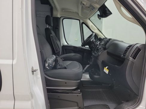 Used 2024 RAM ProMaster 2500 image 30