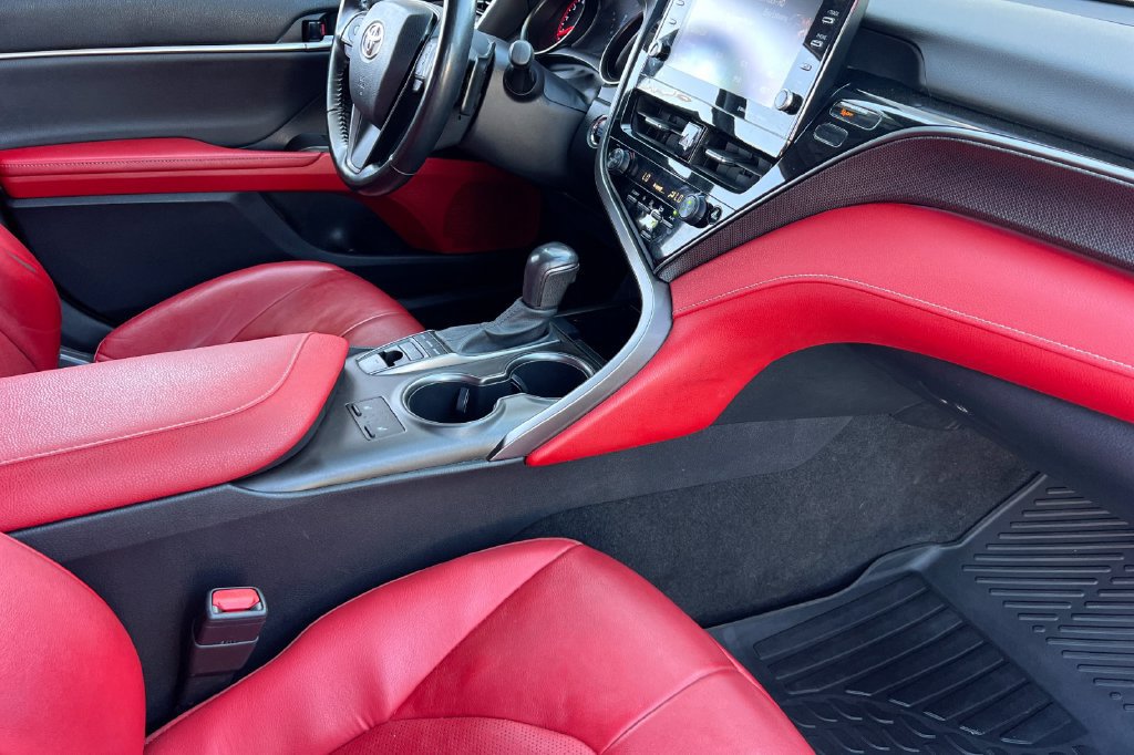 Certified 2021 Toyota Camry XSE FWD image 18