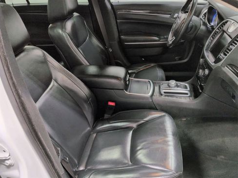 Used 2016 Chrysler 300 Touring w/ Limited Group image 24