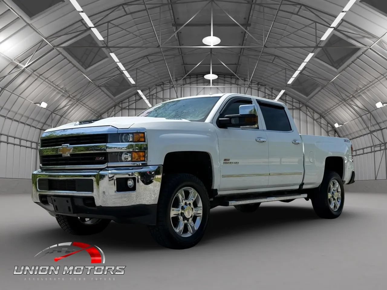 Used 2017 Chevrolet Silverado 2500 LTZ w/ Duramax Plus Package AWD/4WD image 3