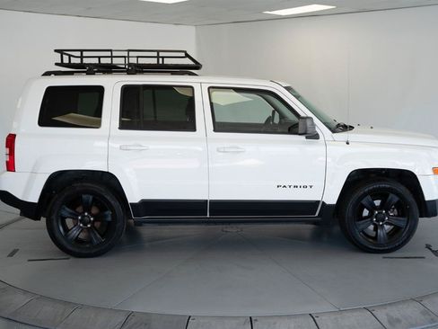 Used 2014 Jeep Patriot Sport w/ Power Value Group FWD image 9
