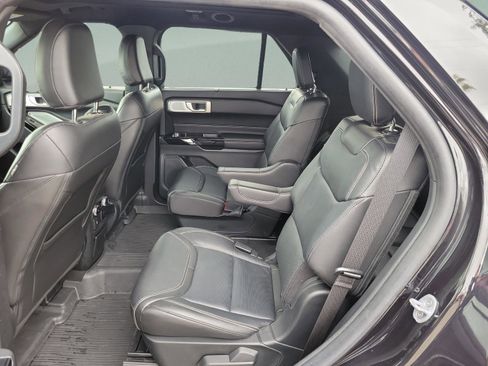 Used 2023 Ford Explorer ST w/ Equipment Group 401A AWD/4WD image 13