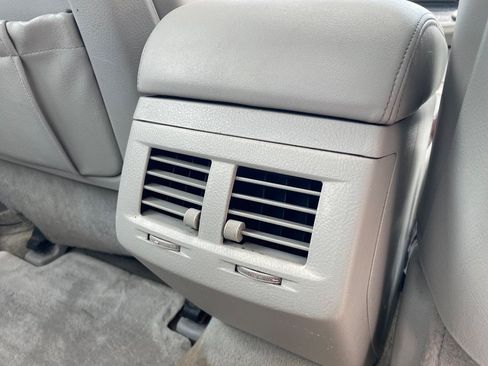 Used 2008 Toyota Avalon Limited FWD image 26