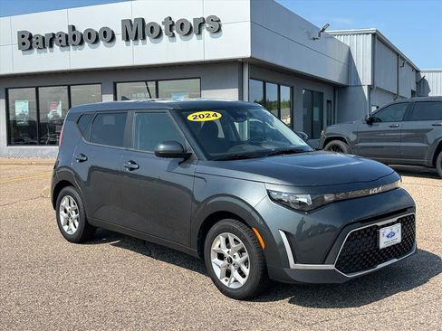 Used 2024 Kia Soul LX w/ Option Group 015 FWD image 1