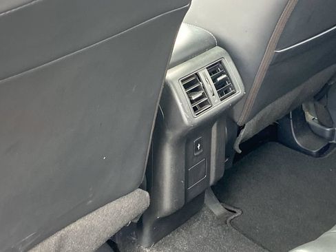 Used 2019 Mitsubishi Outlander LE FWD image 17