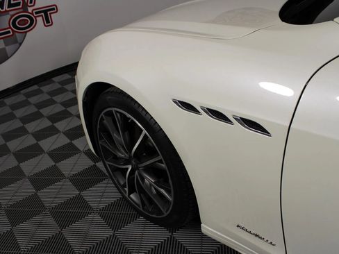 Used 2019 Maserati Ghibli S GranLusso AWD/4WD image 28
