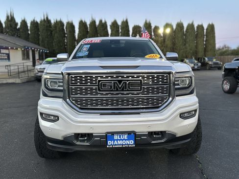 Used 2018 GMC Sierra 1500 Denali w/ Denali Ultimate Package image 3