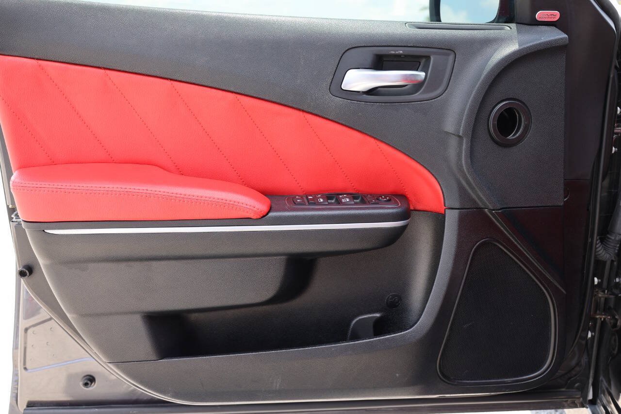 Used 2021 Dodge Charger R/T RWD image 12