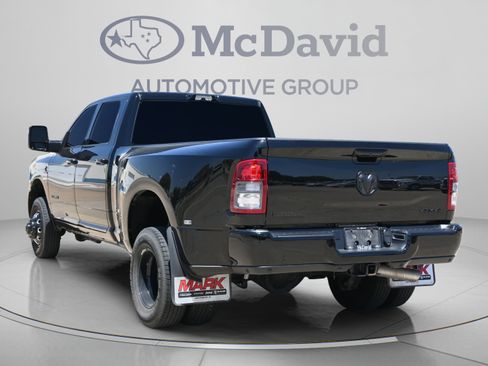 Used 2024 RAM 3500 Big Horn w/ Night Edition AWD/4WD image 9