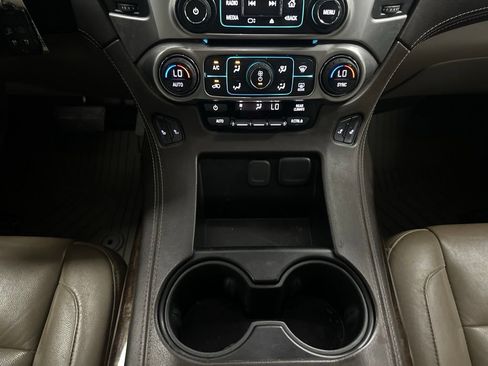 Used 2019 Chevrolet Tahoe LT RWD image 19