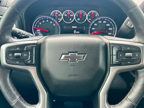 Used 2019 Chevrolet Silverado 1500 LT Trail Boss AWD/4WD image 18