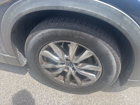 Used 2019 MAZDA CX-9 Touring w/ Touring Premium Package image 8