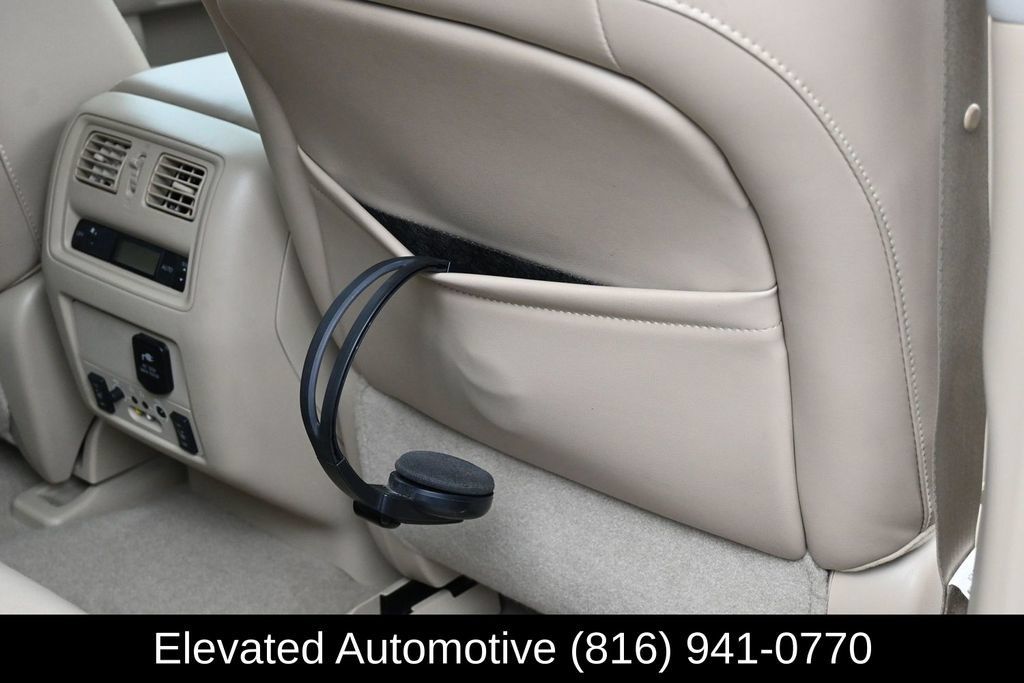 Used 2014 Nissan Pathfinder Platinum w/ Platinum Premium Package AWD/4WD image 13