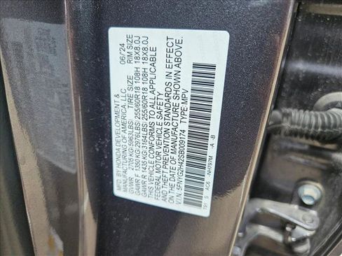 Used 2025 Honda Pilot EX-L image 24