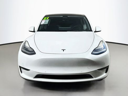 Used 2021 Tesla Model Y 2WD image 11