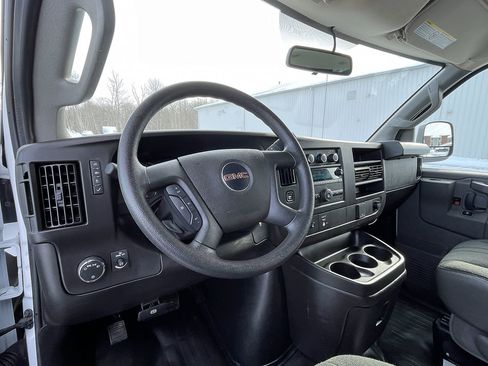 Used 2024 GMC Savana 2500 w/ Driver Convenience Package image 23