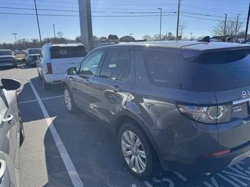 Used 2016 Land Rover Discovery Sport HSE Luxury image 3